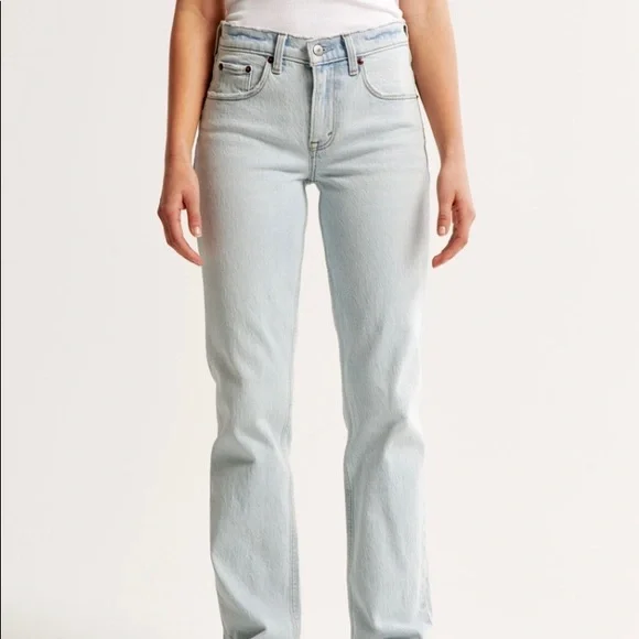 Abercrombie & Fitch Mid Rise The Straight Jeans - Picture 1 of 11